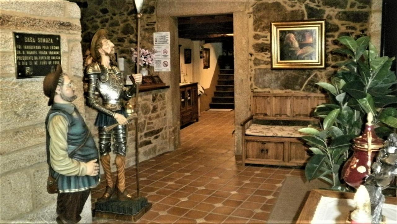Casa De Los Somoza Melide Luaran gambar